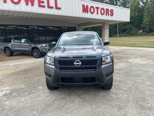 2025 Nissan Frontier S