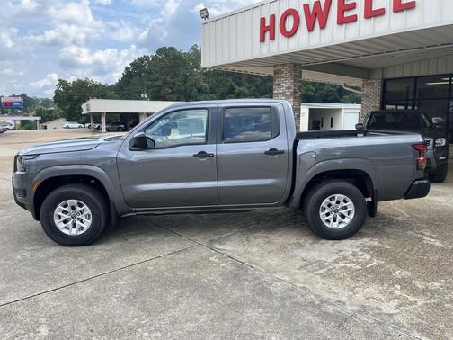 2025 Nissan Frontier S