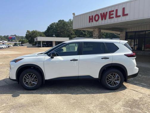 Glacier White 2026 Nissan Rogue S