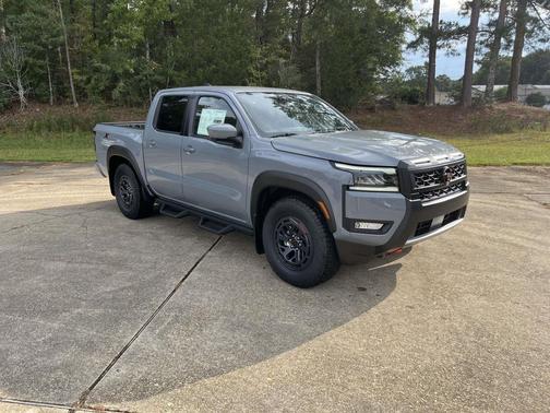 2026 Nissan Frontier PRO-X