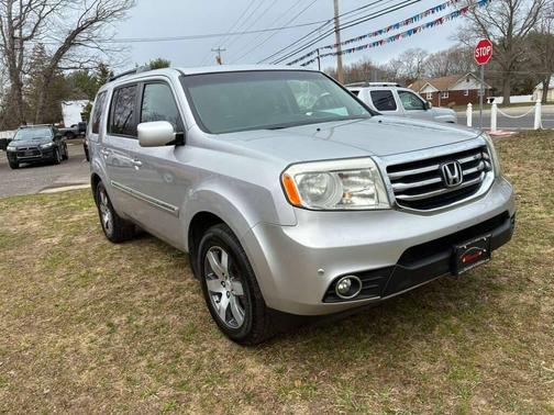 Silver 2012 Honda Pilot Touring