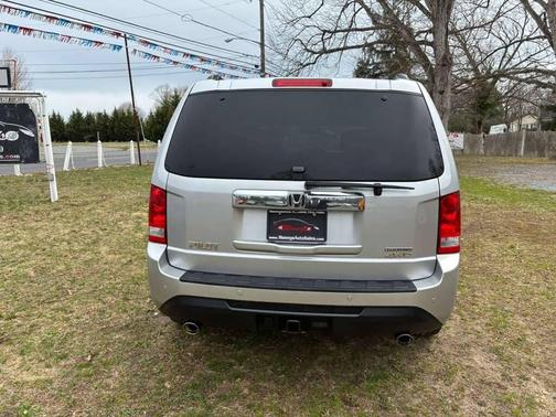 Silver 2012 Honda Pilot Touring