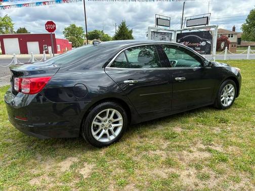 Black 2013 Chevrolet Malibu 1LT