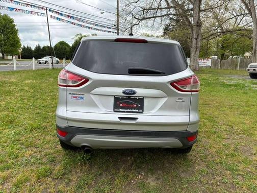 Silver 2014 Ford Escape SE