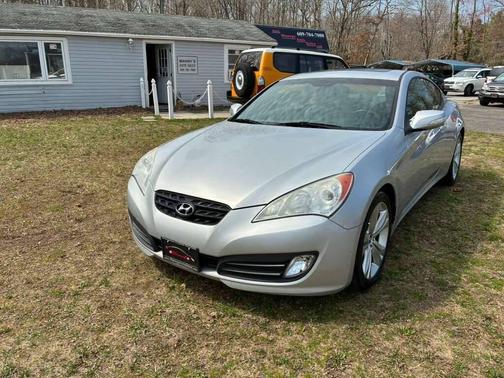 2011 Hyundai Genesis Coupe 3.8 Grand Touring