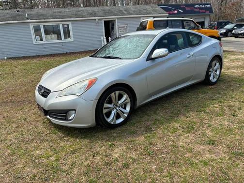 2011 Hyundai Genesis Coupe 3.8 Grand Touring
