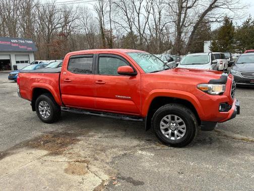 2017 Toyota Tacoma SR5