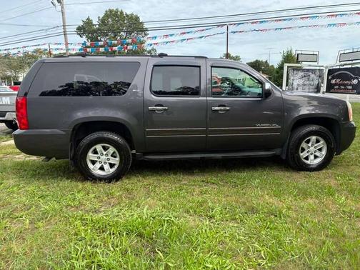 2011 GMC Yukon XL 1500 SLT