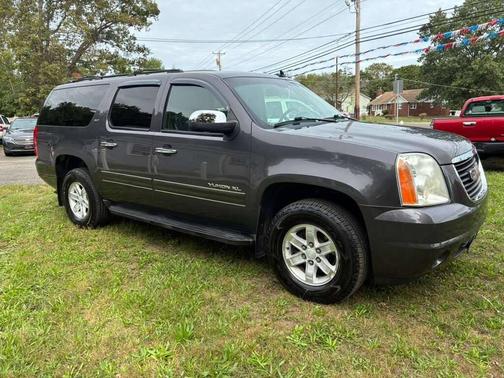 2011 GMC Yukon XL 1500 SLT