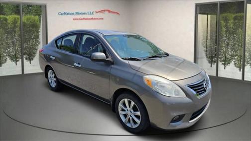 2014 Nissan Versa 1.6 SL