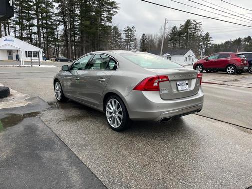 2016 Volvo S60 Inscription T5 Drive-E Platinum