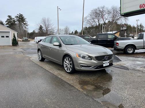 2016 Volvo S60 Inscription T5 Drive-E Platinum