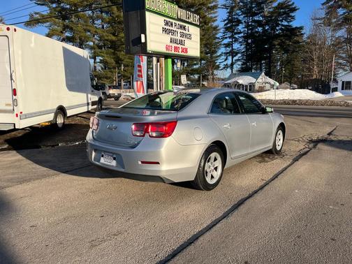 Silver Ice Metallic 2016 Chevrolet Malibu Limited LT