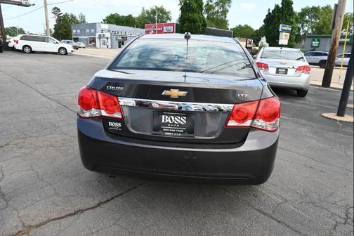 Gray 2015 Chevrolet Cruze LTZ
