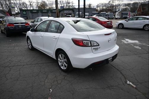 2011 Mazda Mazda3 i Touring