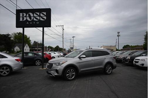 2017 Hyundai SANTA FE SE