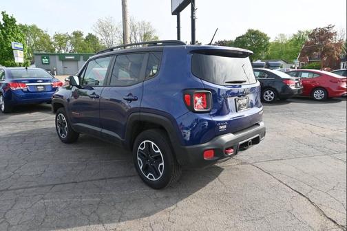 Blue 2016 Jeep Renegade Trailhawk
