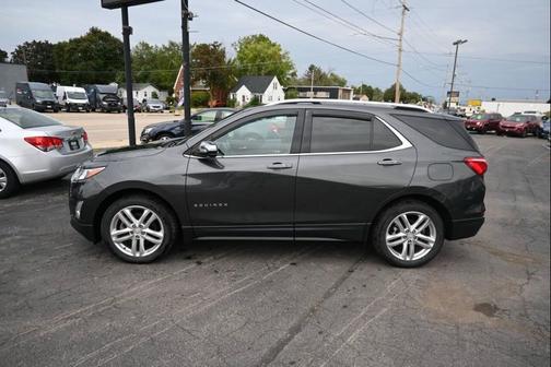 Gray 2018 Chevrolet Equinox Premier w/2LZ