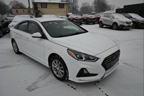 2018 Hyundai SONATA SE