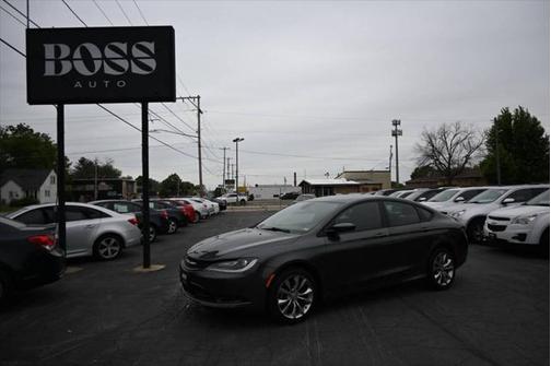 2015 Chrysler 200 S