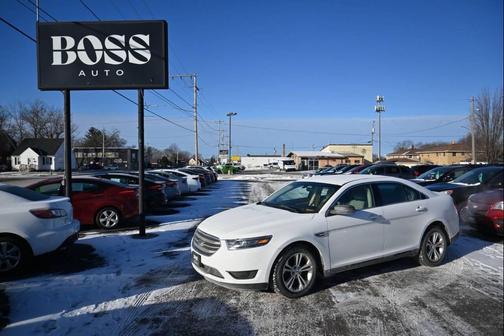 2018 Ford Taurus SE