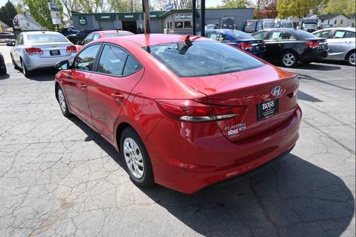 Red 2017 Hyundai ELANTRA SE