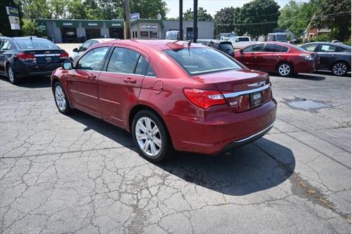 2012 Chrysler 200 LX