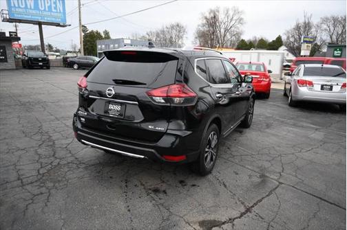 2018 Nissan Rogue SL