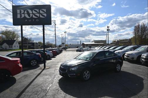 Black 2015 Chevrolet Cruze 1LT