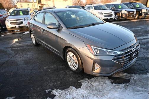 2020 Hyundai ELANTRA SE