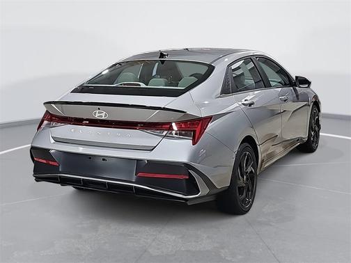 2026 Hyundai ELANTRA Sport