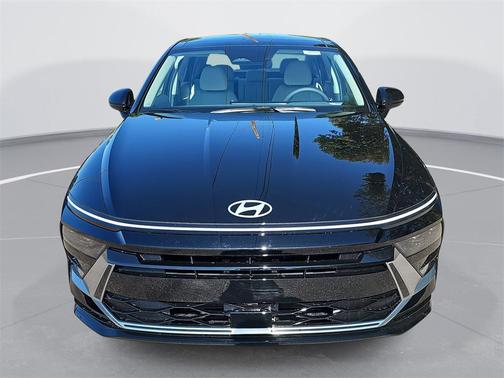 2026 Hyundai SONATA Hybrid SE