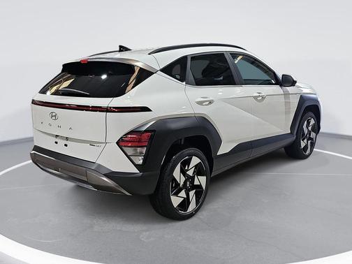 Atlas White 2026 Hyundai KONA Limited
