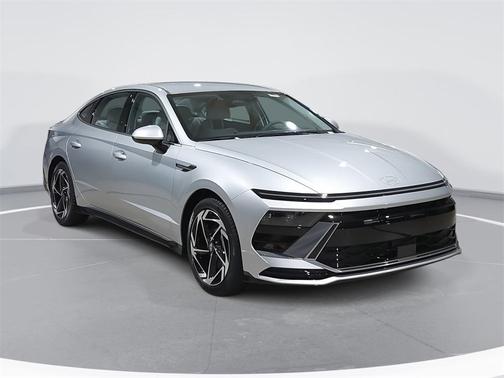 2026 Hyundai SONATA SEL
