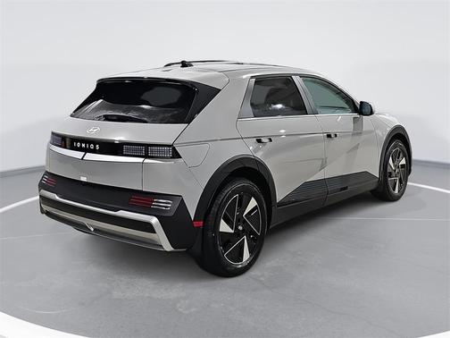 2026 Hyundai IONIQ 5 SE