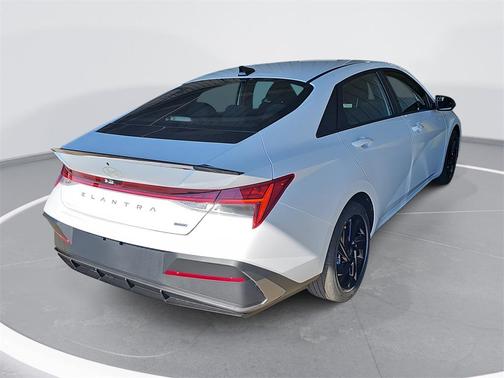 2026 Hyundai ELANTRA HEV SEL Sport