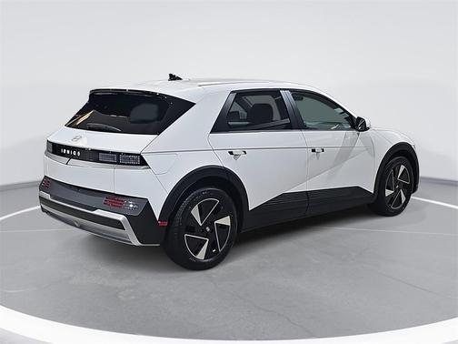 2026 Hyundai IONIQ 5 SE