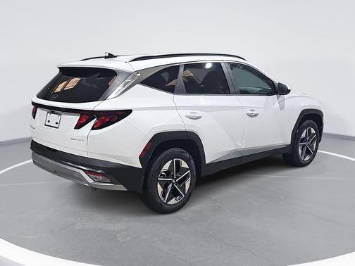 Creamy White Pearl 2026 Hyundai TUCSON Hybrid SEL