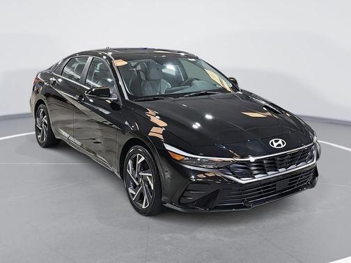 2026 Hyundai ELANTRA HEV Limited