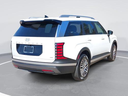 Creamy White Pearl 2026 Hyundai PALISADE SEL 7P