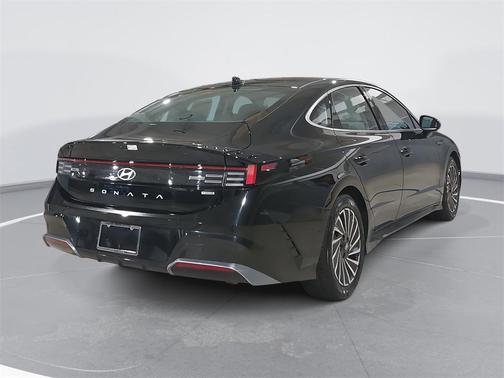 2024 Hyundai SONATA Hybrid SE