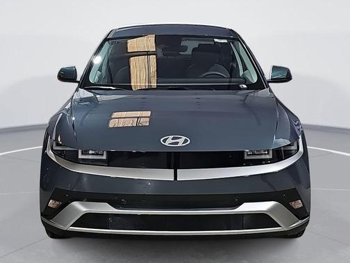 2026 Hyundai IONIQ 5 SE Standard Range