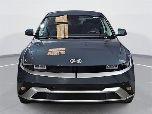 2026 Hyundai IONIQ 5 SE Standard Range