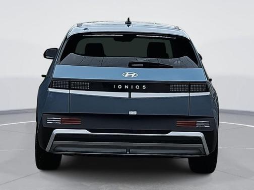 2026 Hyundai IONIQ 5 SE Standard Range