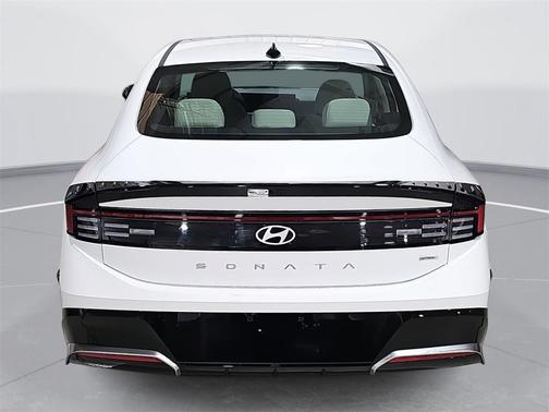 2026 Hyundai SONATA SEL