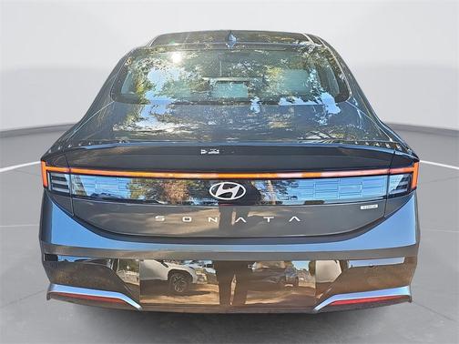 2026 Hyundai SONATA Hybrid SE