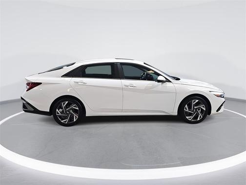 2026 Hyundai ELANTRA HEV Limited