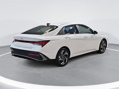 2026 Hyundai ELANTRA HEV Limited