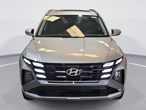 Shimmering Silver 2026 Hyundai TUCSON SEL Premium