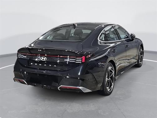 2026 Hyundai SONATA SEL